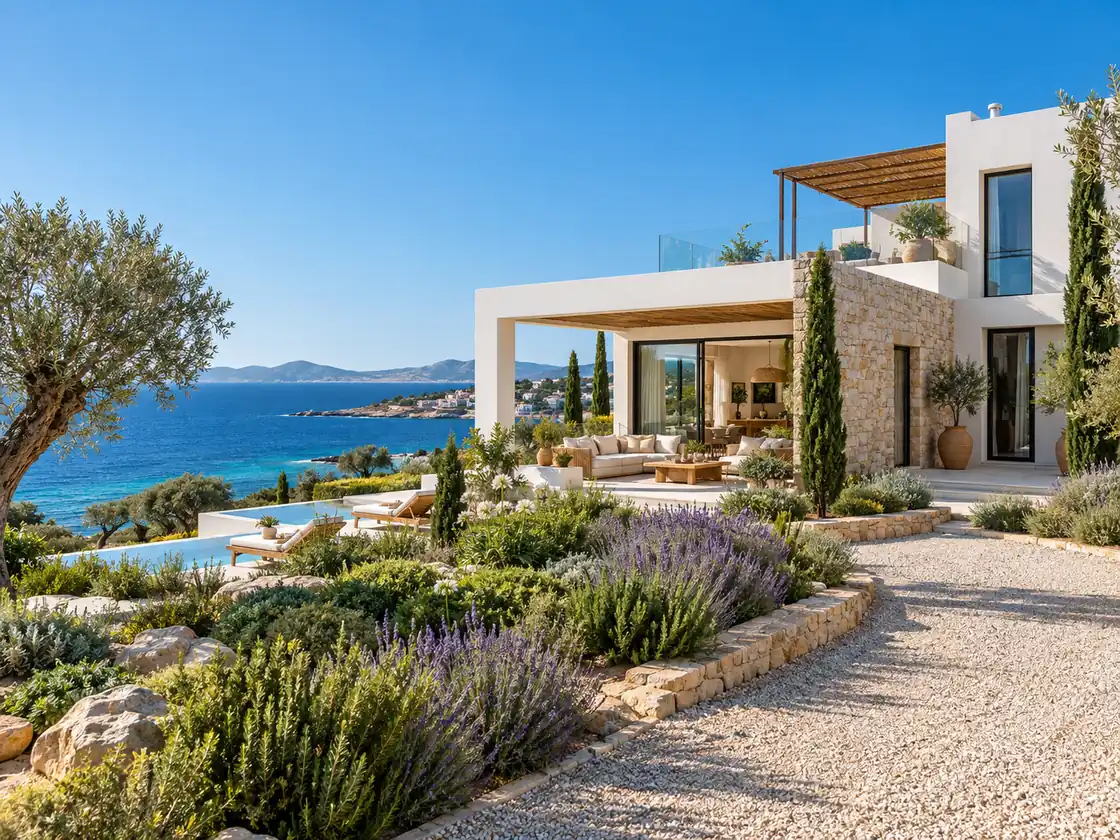 Çeşme Dalyan’da deniz manzaralı modern villa